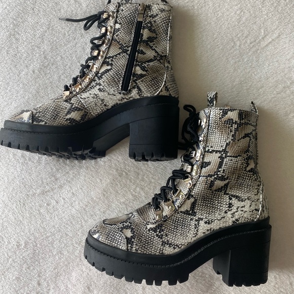 EGO Maura snakeskin chunky sole lace-up biker boots - Picture 4 of 12